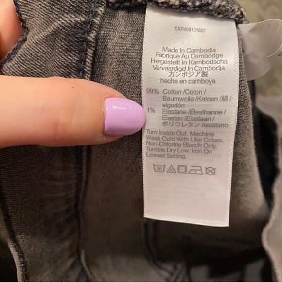 Madewell High Rise Cuffed Denim Shorts - Picture 5 of 10